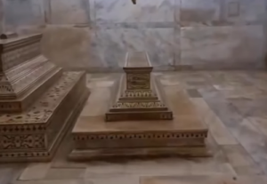 Viral Video: Man Filmed Inside Taj Mahal's Restricted Tomb Chamber, Sparking Security Concerns
