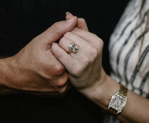 Taylor Swift's Engagement Ring: Is the Diamond's Origin Rooted in India's Famed Golconda Mines?