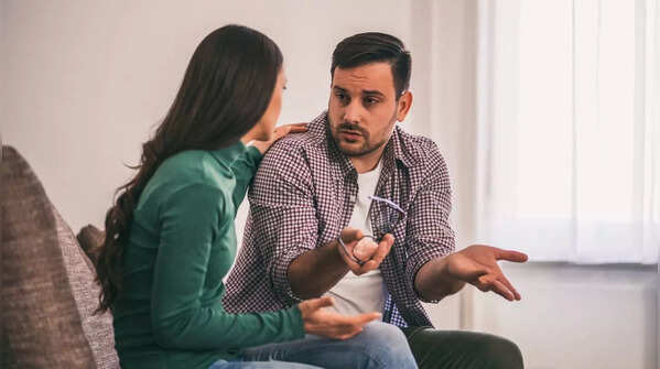 Early Warning Signs: Spotting Commitment Issues in Your Relationship